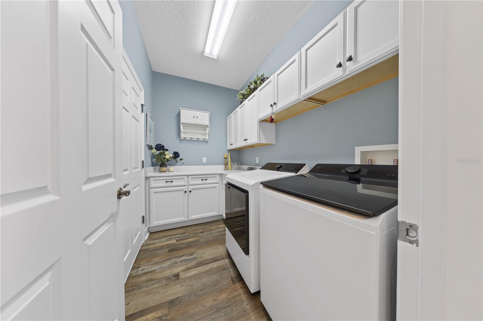 DEER ISLAND ESTATES - Residential