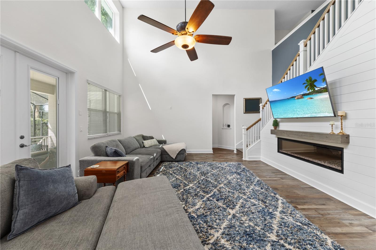 DEER ISLAND ESTATES - Residential