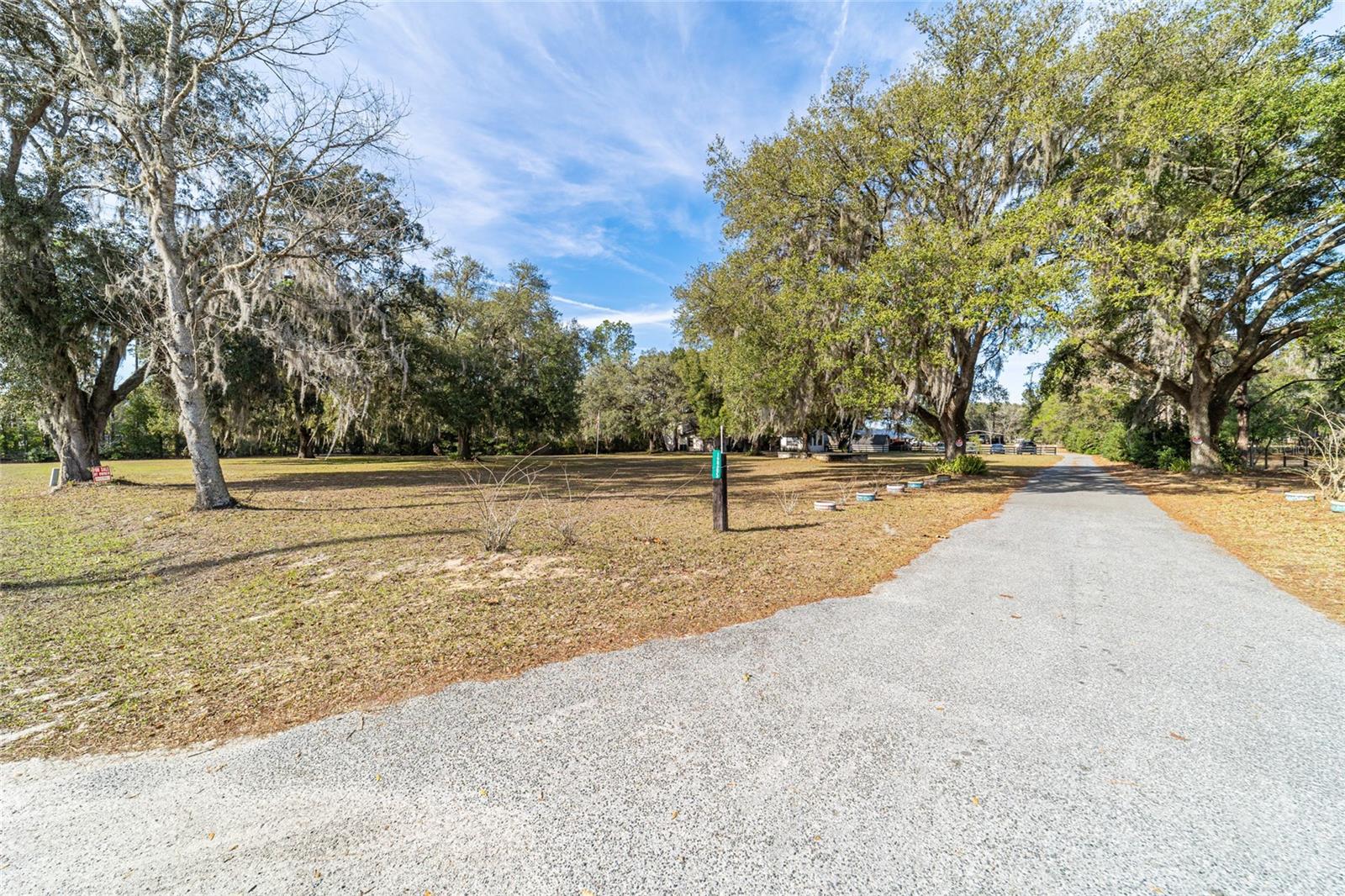 HILLS OF OCALA - ROLLING HILLS - Residential