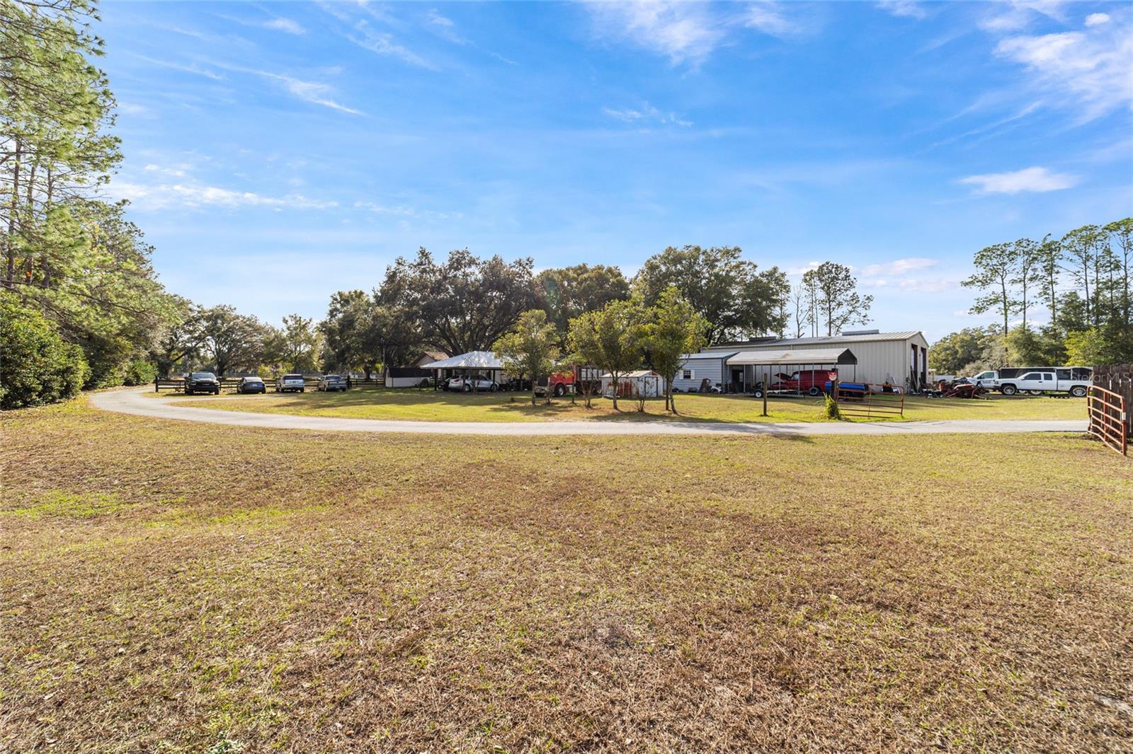 HILLS OF OCALA - ROLLING HILLS - Residential