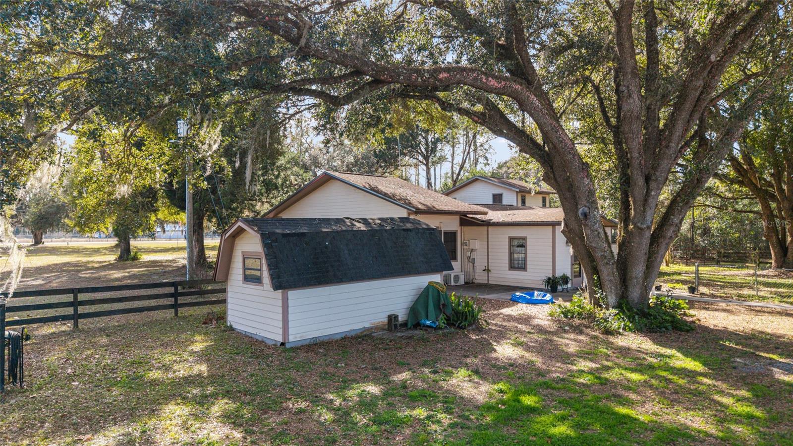 HILLS OF OCALA - ROLLING HILLS - Residential