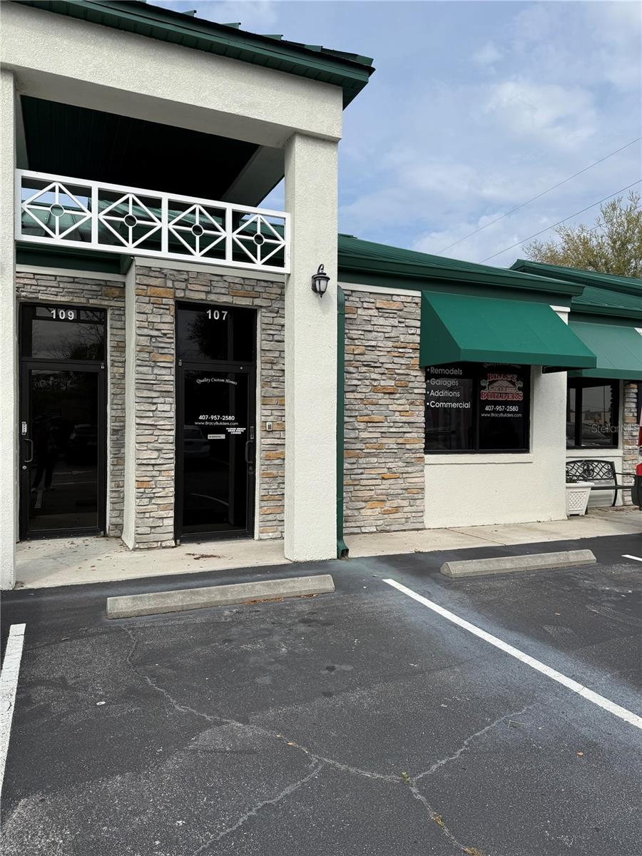 The East St. Cloud Commerce Center is location on the East end of the busy 192 Highway in St. Cloud. 1000 sq ft of business office space and is all ready for your business to move in. Featuring a front reception, two offices, a storage room and a bathroom. Unit was custom built buyer owner/builder featuring beautiful entry walls and interior columns. Front reception are has custom made alder desk and counters with marble and granites tops. Crown molding and chair railing throughout with 2 tone paint colors.