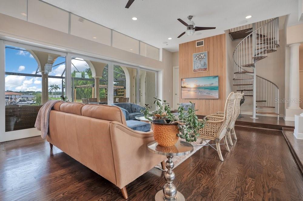 BUTLER BAY - Residential