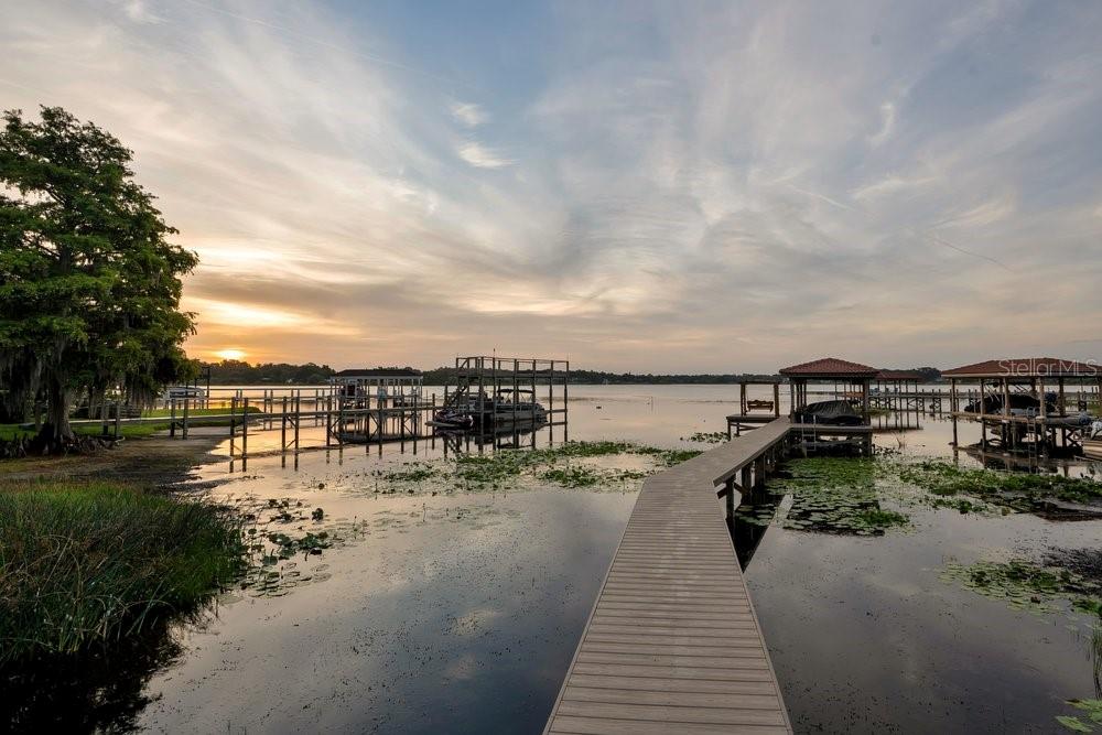 BUTLER BAY - Residential
