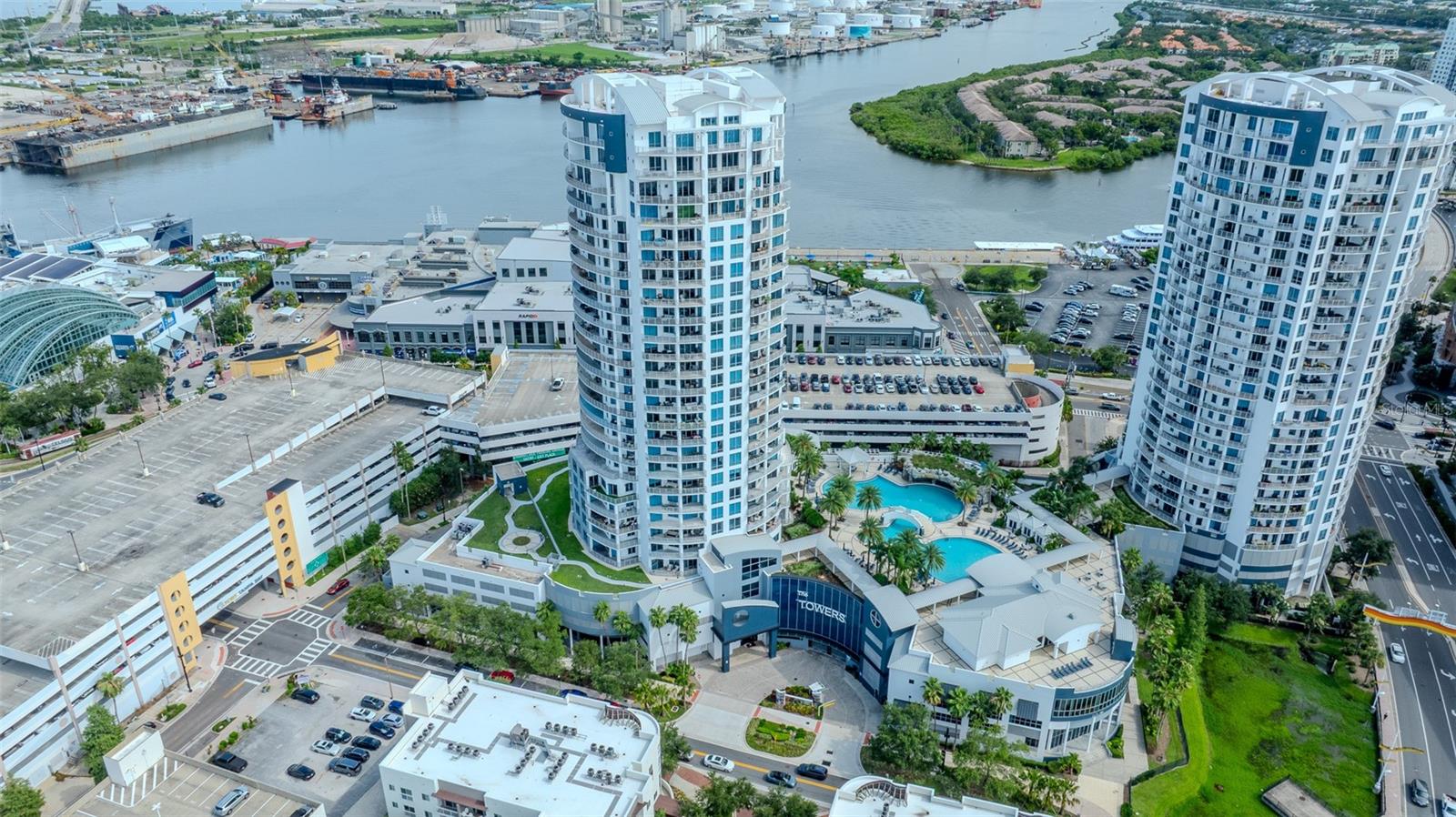 TOWERS OF CHANNELSIDE CONDO - Residential