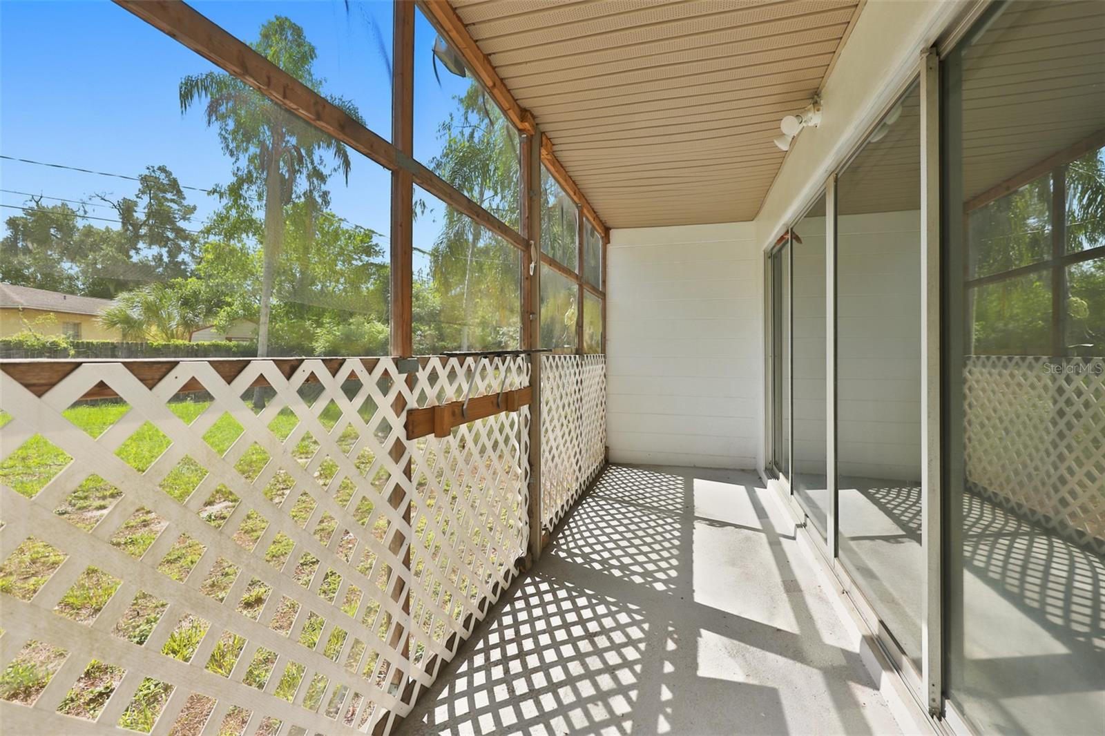 TEMPLE TERRACE RIVERSIDE SUBDI - Residential