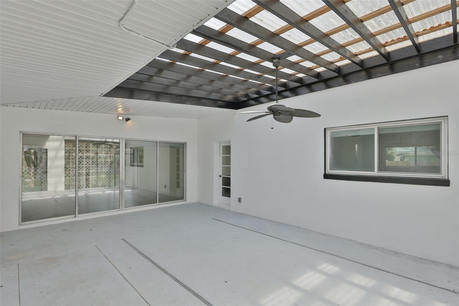 TEMPLE TERRACE RIVERSIDE SUBDI - Residential