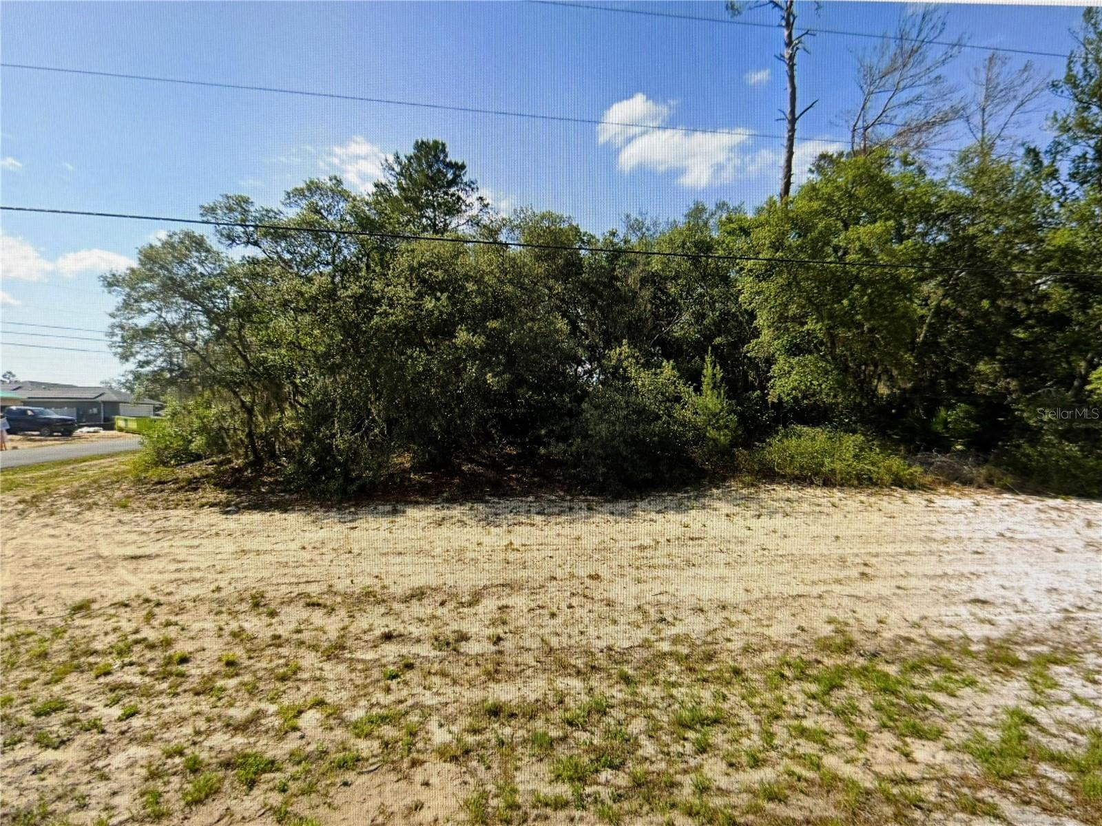 MARION OAKS - Land