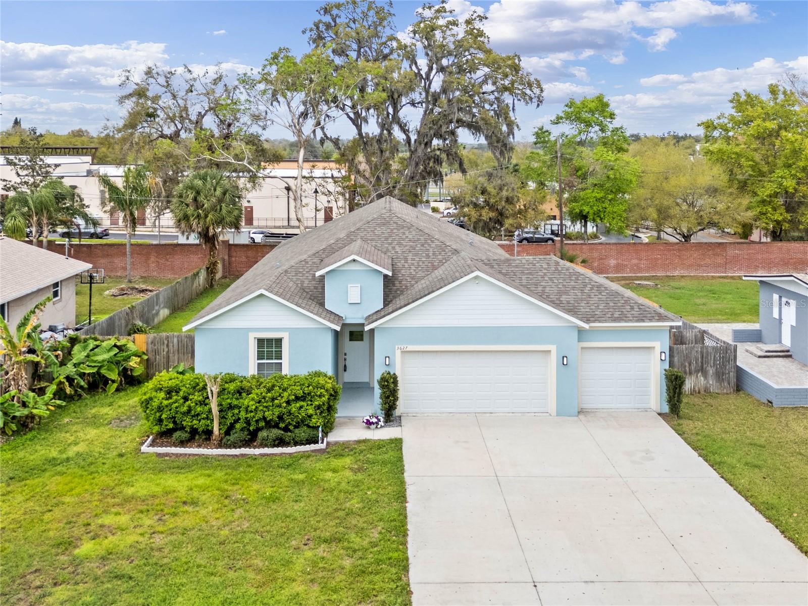 MIRROR LAKE MANOR - Residential Lease