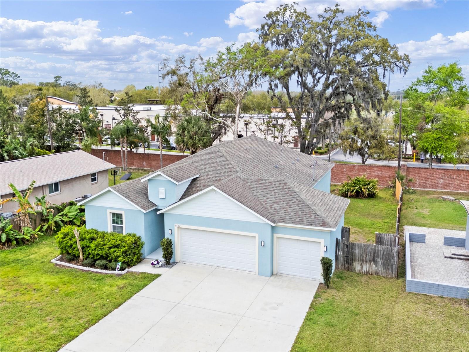 MIRROR LAKE MANOR - Residential Lease
