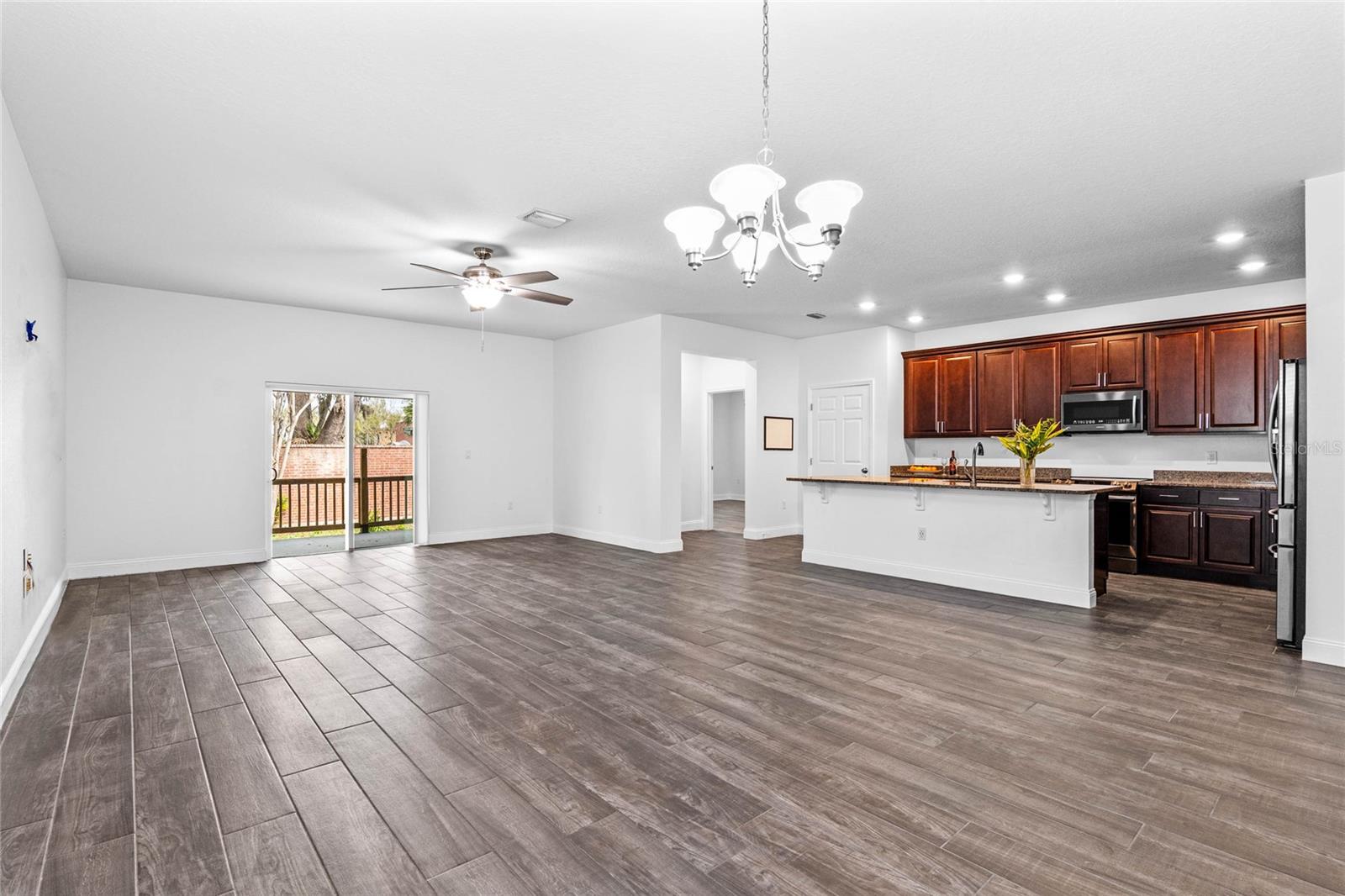 MIRROR LAKE MANOR - Residential Lease