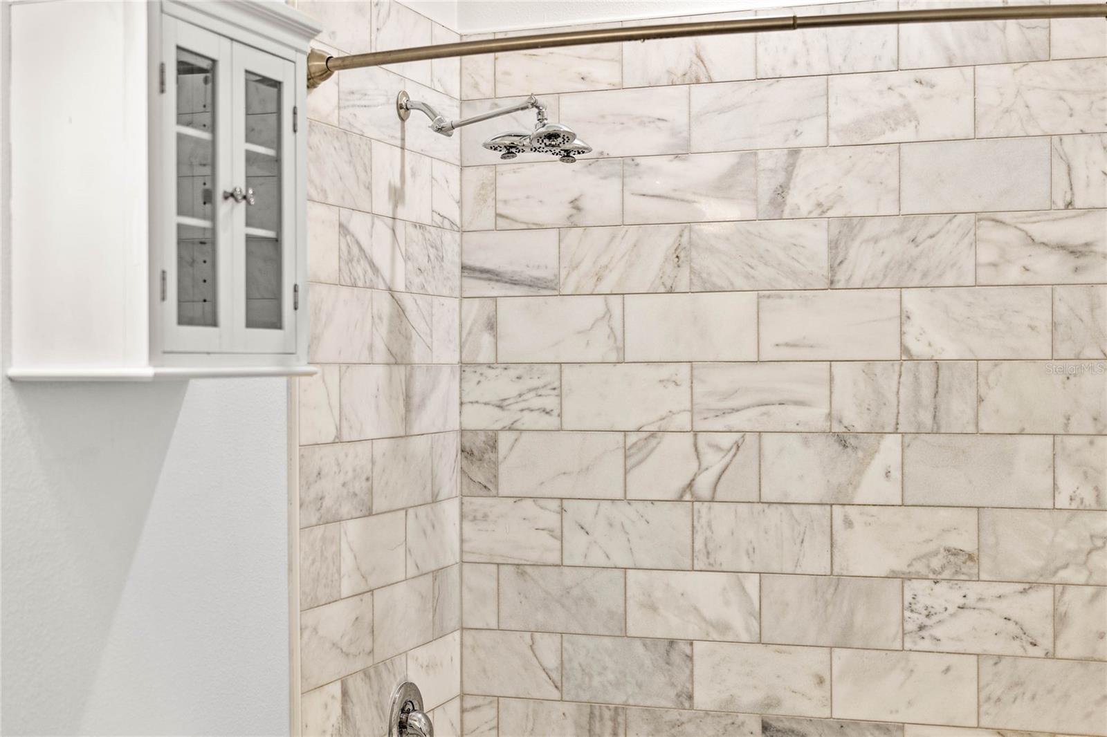 MIRROR LAKE MANOR - Residential Lease