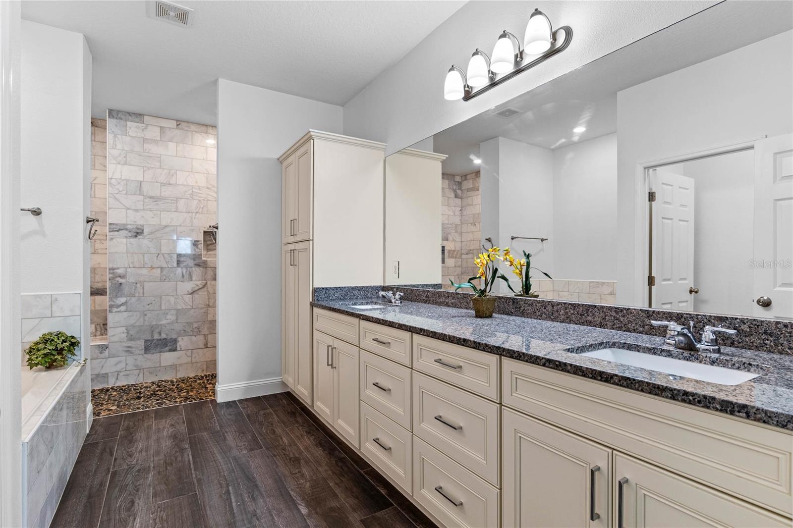 MIRROR LAKE MANOR - Residential Lease