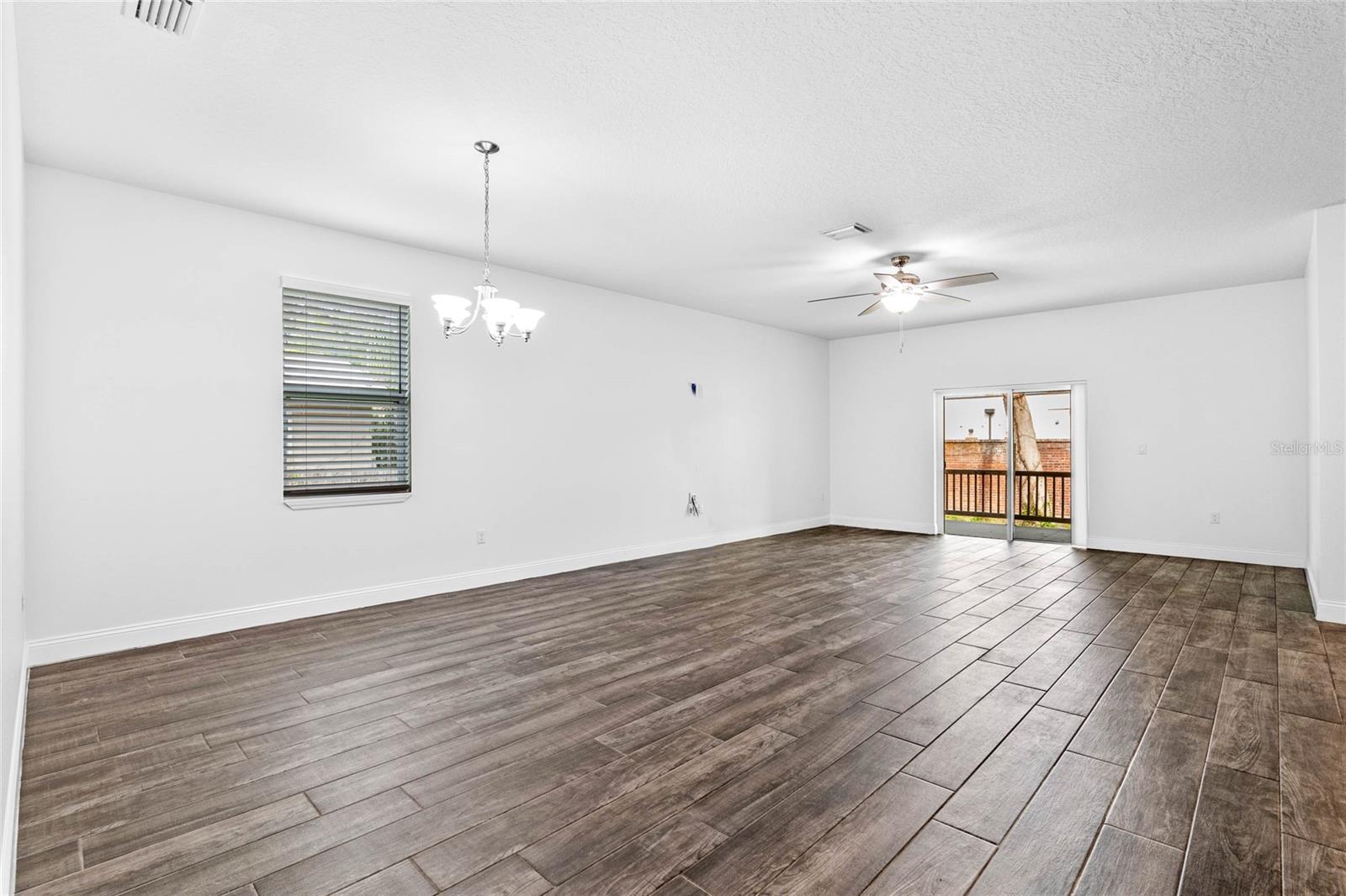 MIRROR LAKE MANOR - Residential Lease