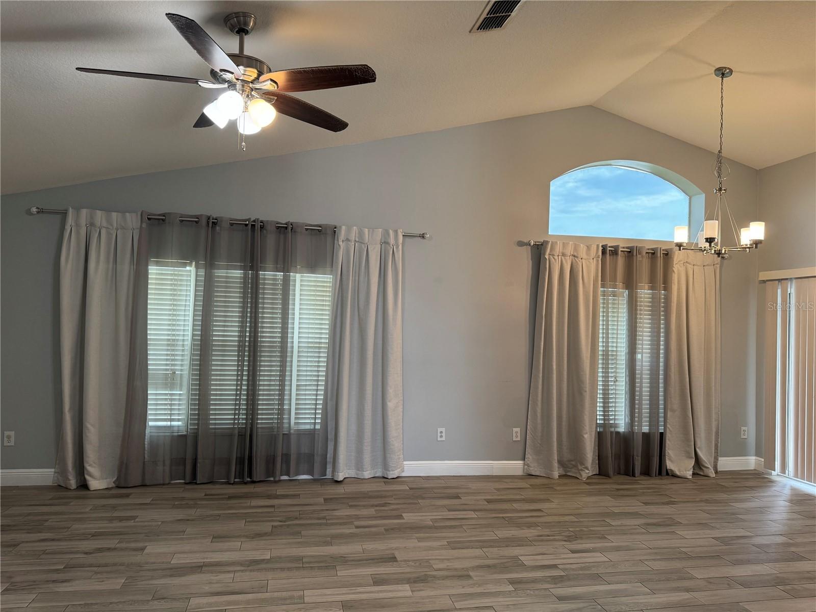 STONEHURST AT STONEFIELD - Residential Lease