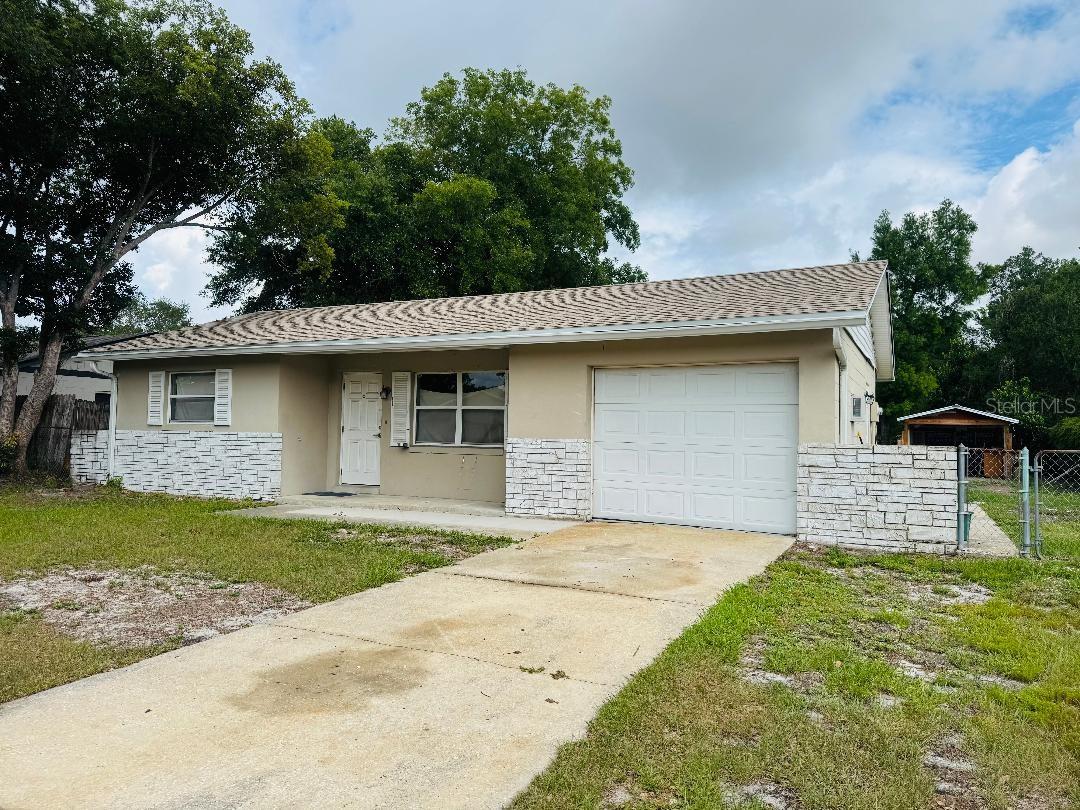 GROVEVIEW VILLAGE - Residential