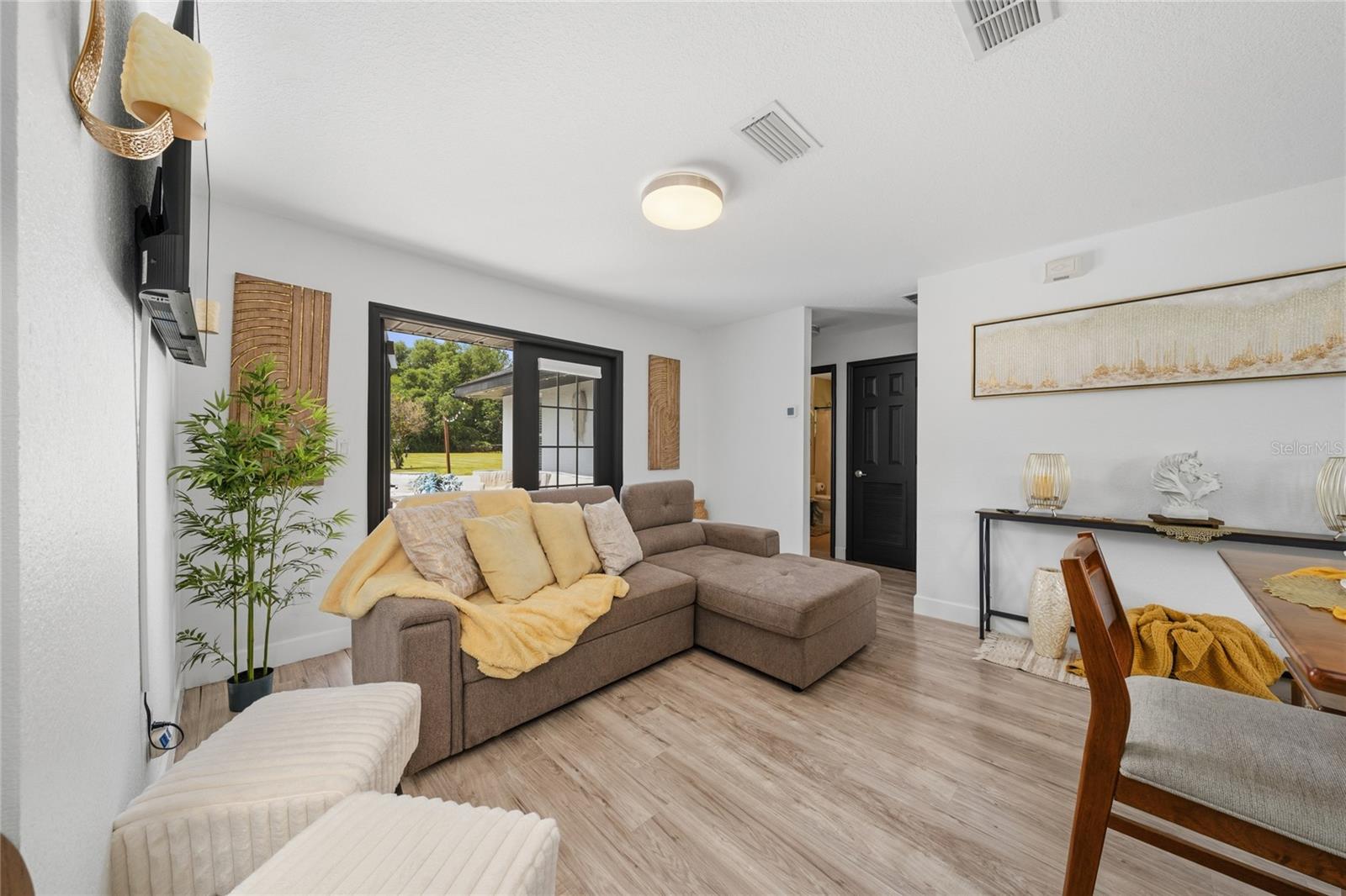 SILVER RANCHES ESTATE - Residential