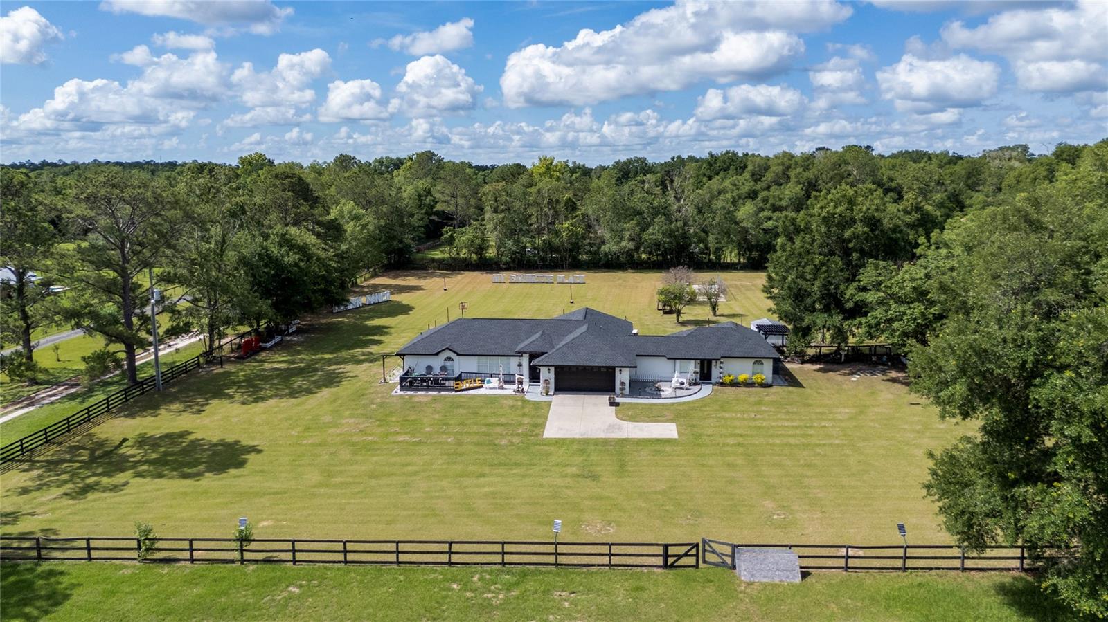 SILVER RANCHES ESTATE - Residential