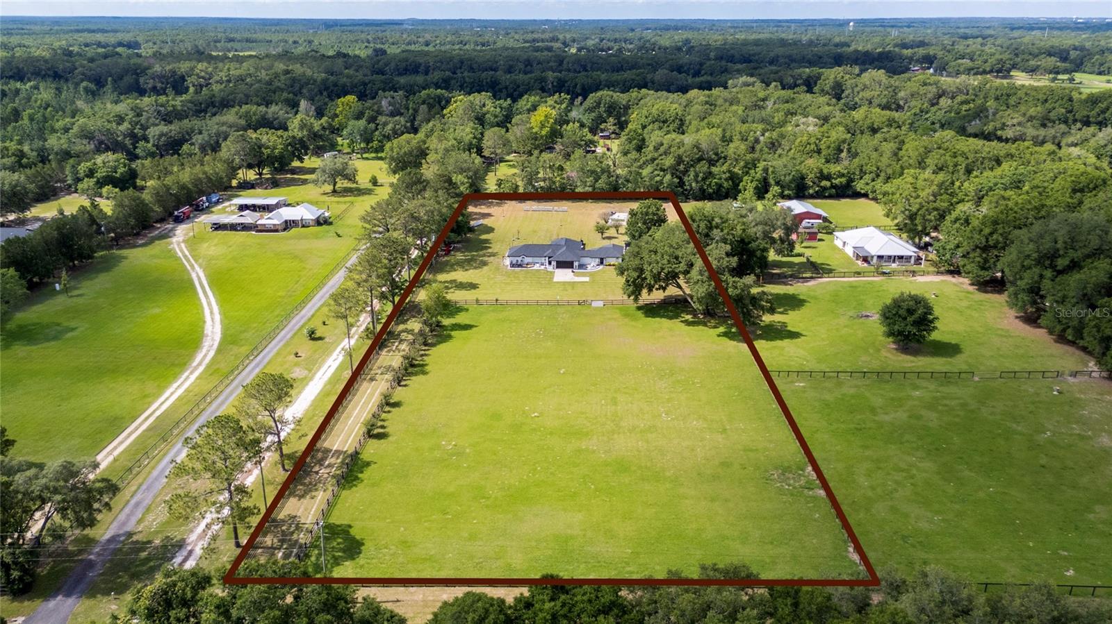 SILVER RANCHES ESTATE - Residential