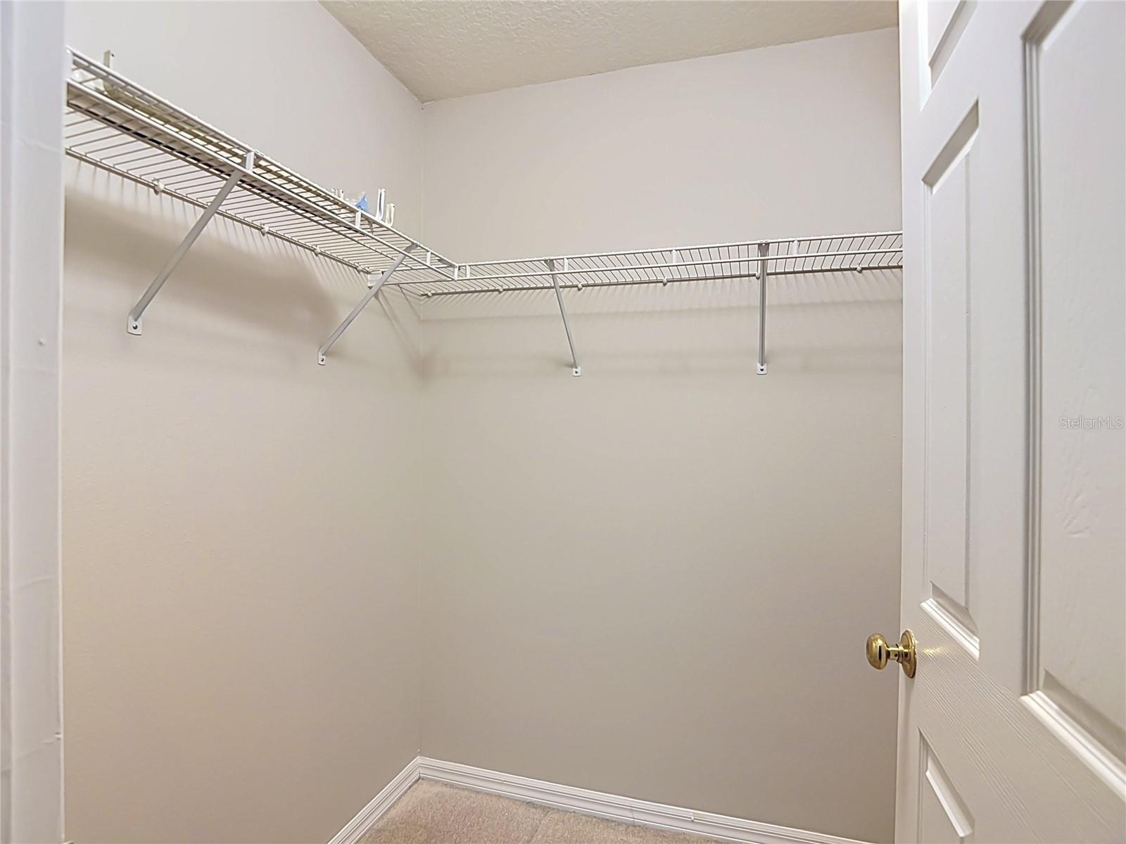 MEADOW POINTE - Residential