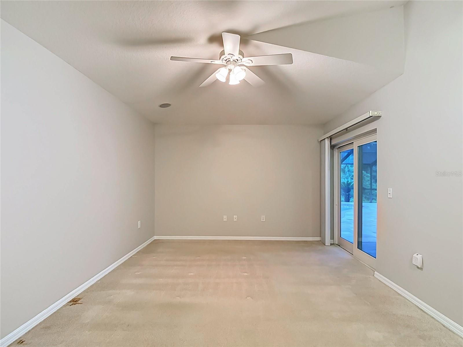 MEADOW POINTE - Residential