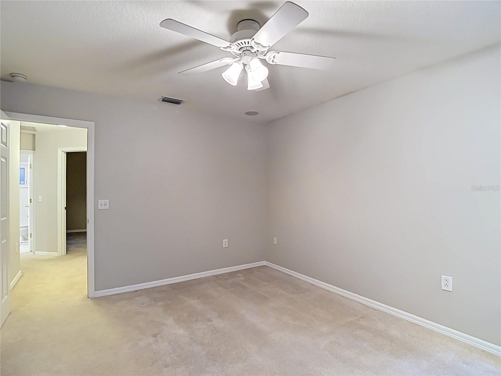 MEADOW POINTE - Residential