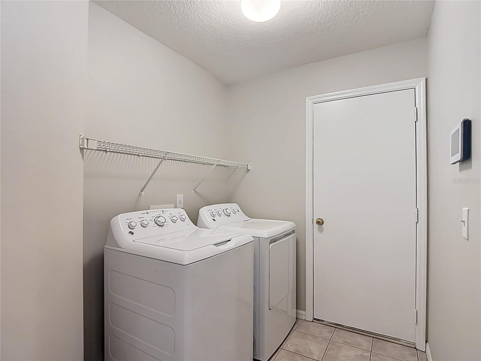 MEADOW POINTE - Residential