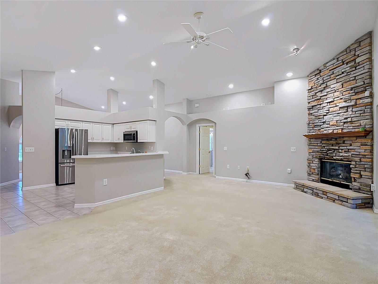 MEADOW POINTE - Residential