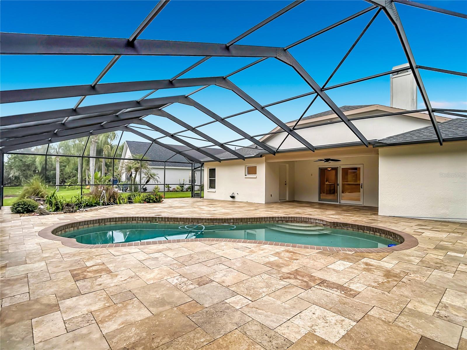 MEADOW POINTE - Residential