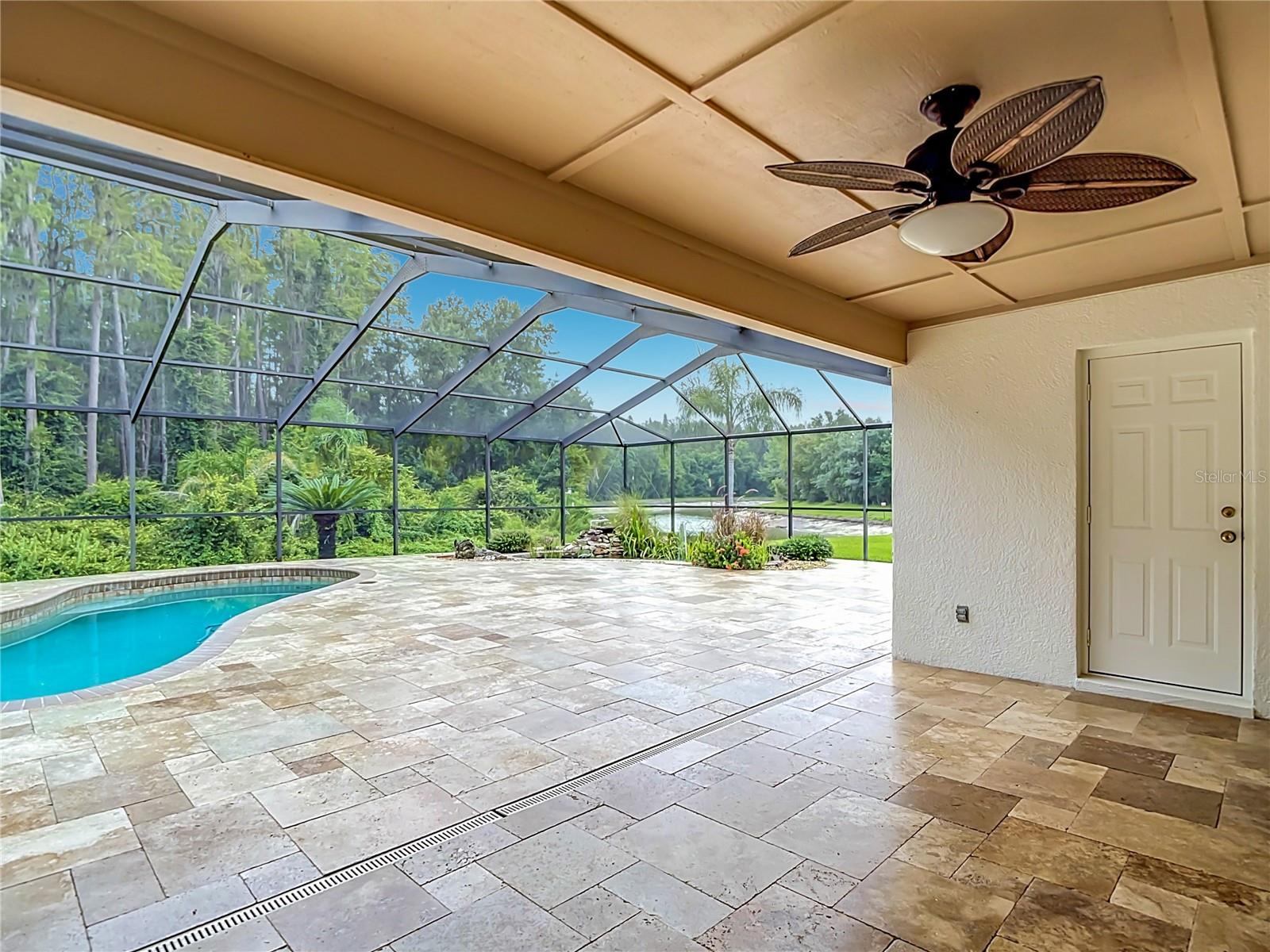 MEADOW POINTE - Residential