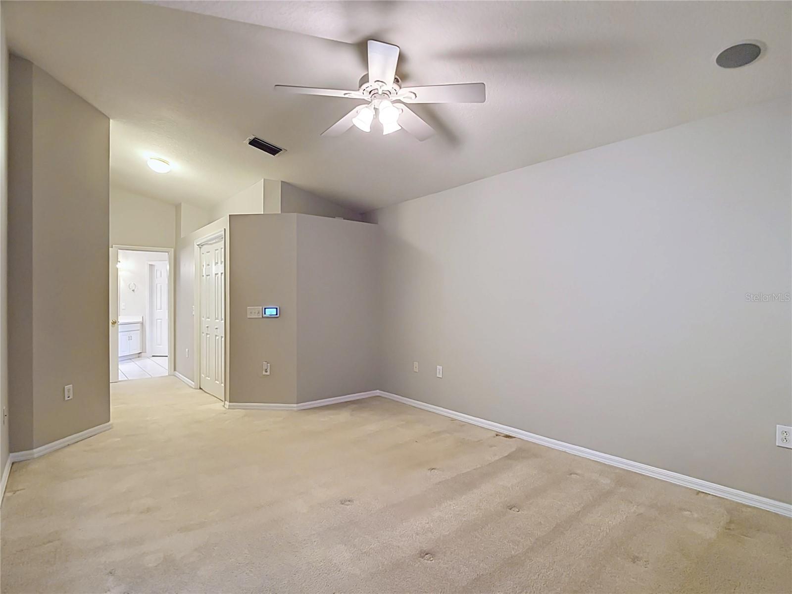 MEADOW POINTE - Residential