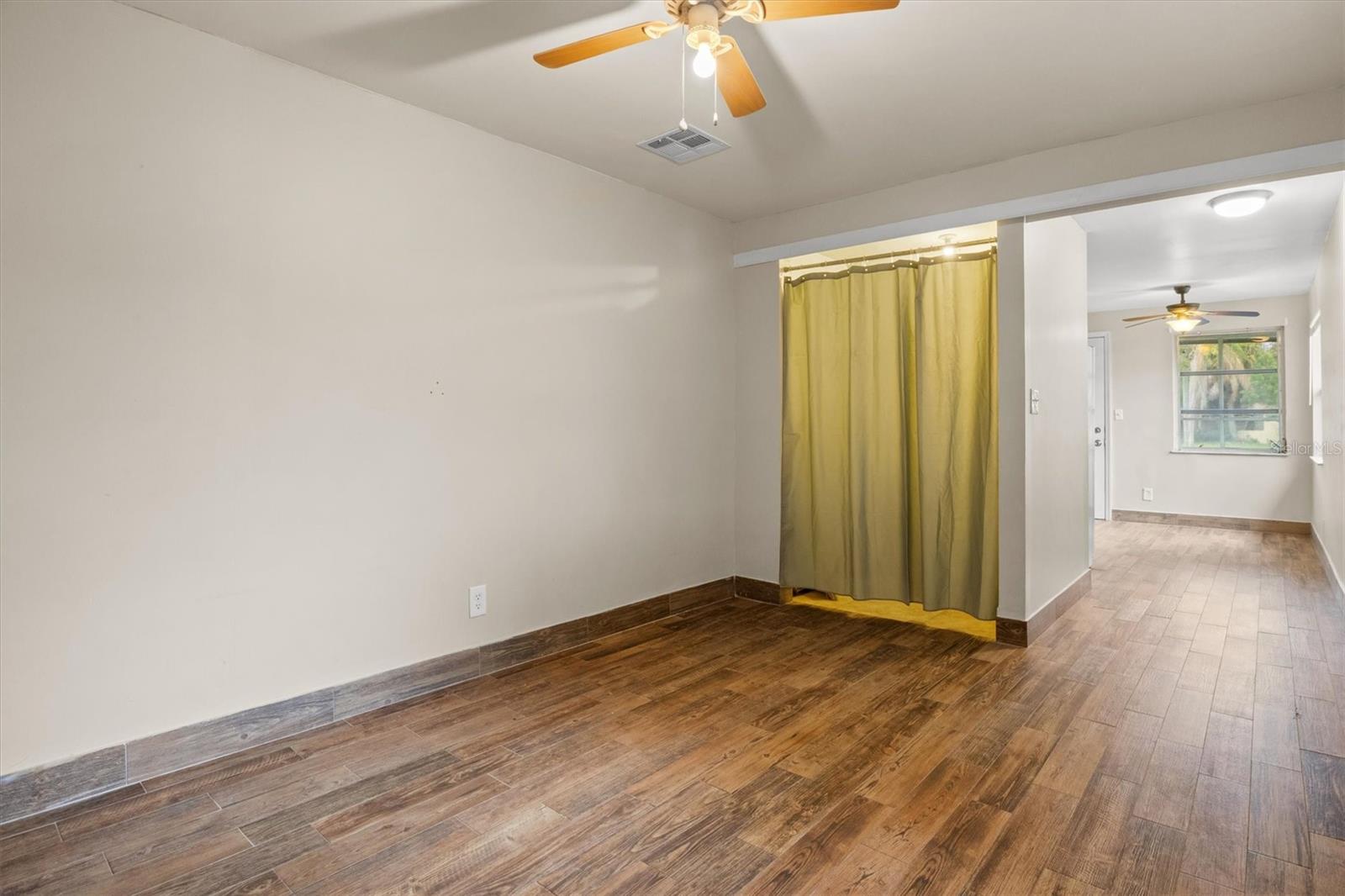 FAIRLAWN PARK UNITS 4 & 5 - Residential