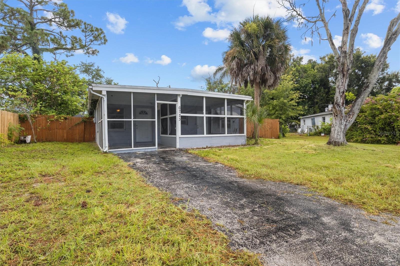 FAIRLAWN PARK UNITS 4 & 5 - Residential