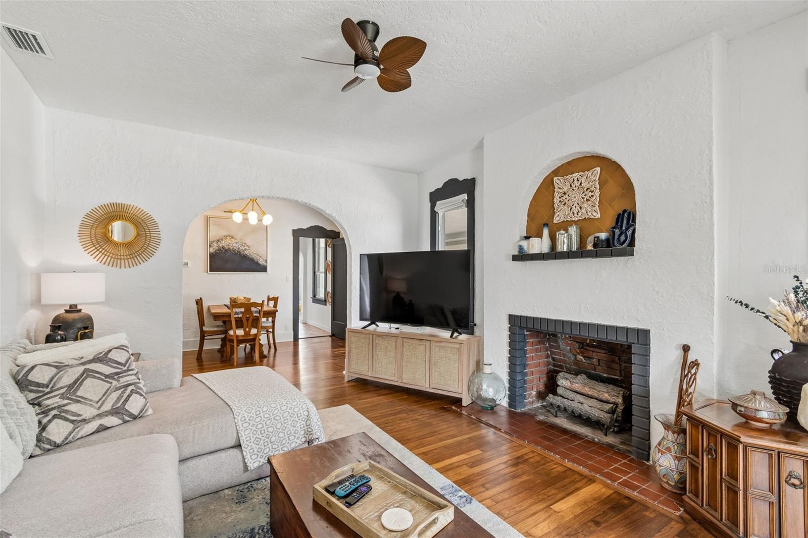 PELHAM MANOR 1 - Residential