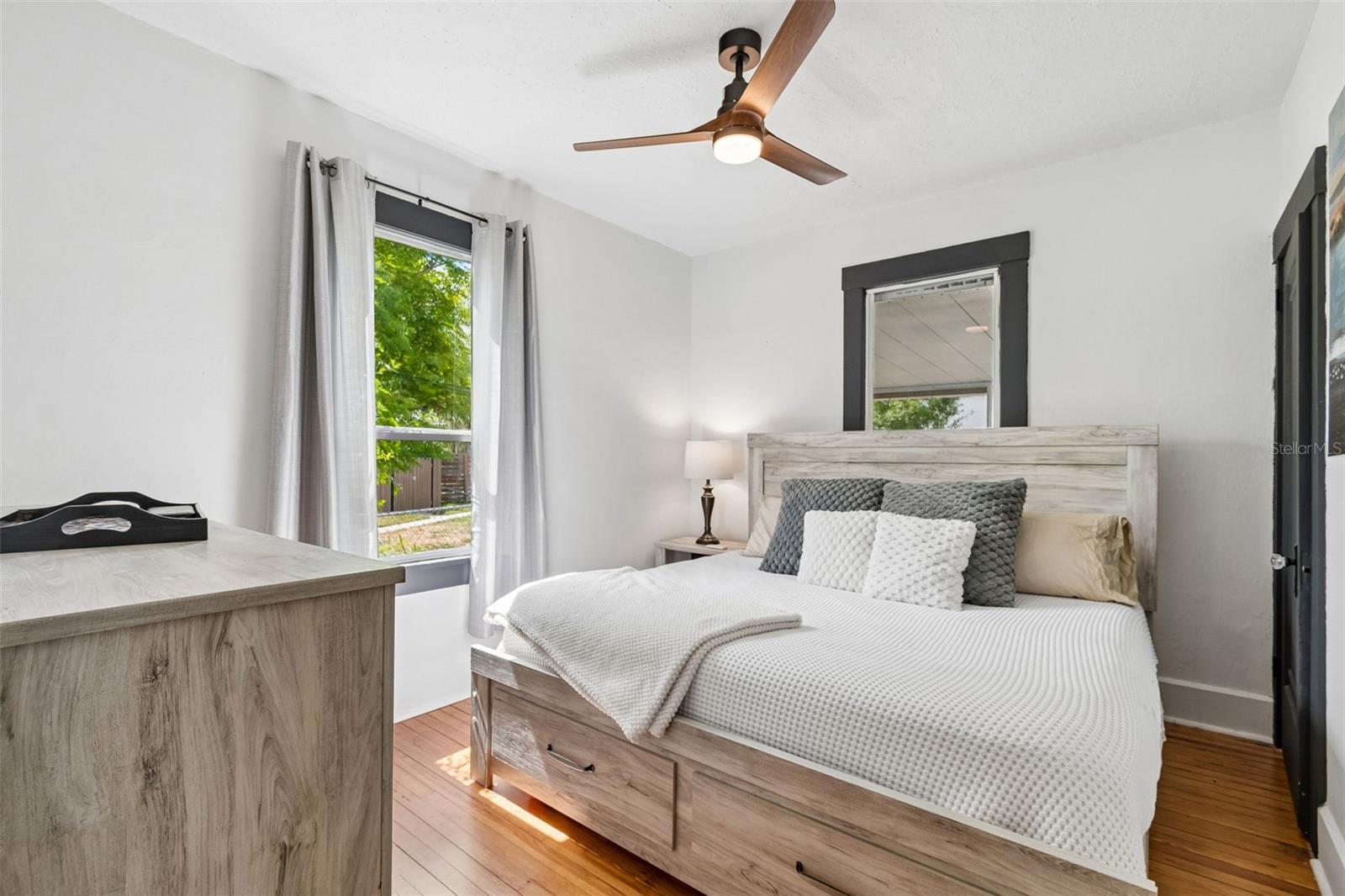 PELHAM MANOR 1 - Residential