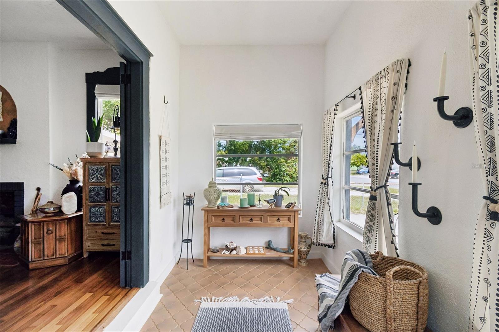PELHAM MANOR 1 - Residential