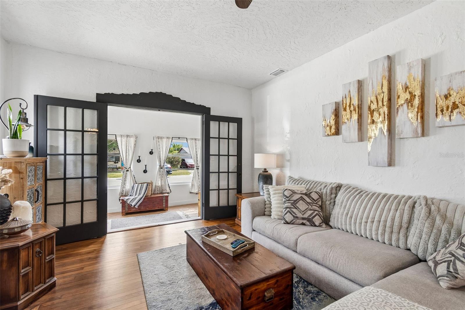 PELHAM MANOR 1 - Residential