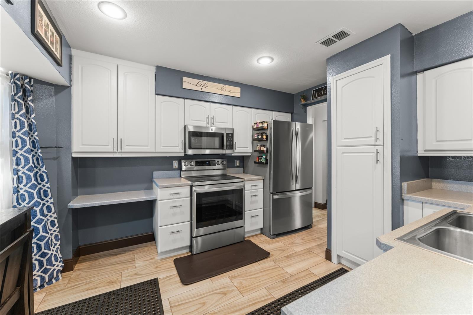 DELTONA LAKES UNIT 66 - Residential