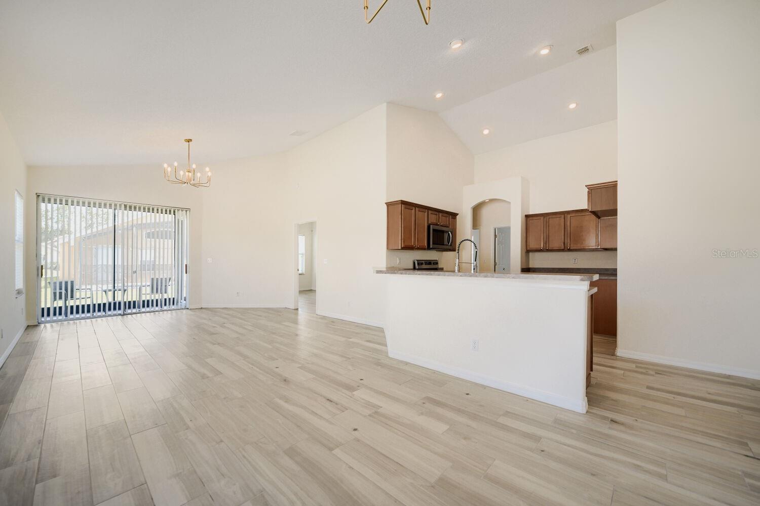 VILLAGE/TUSCAN RDG - Residential