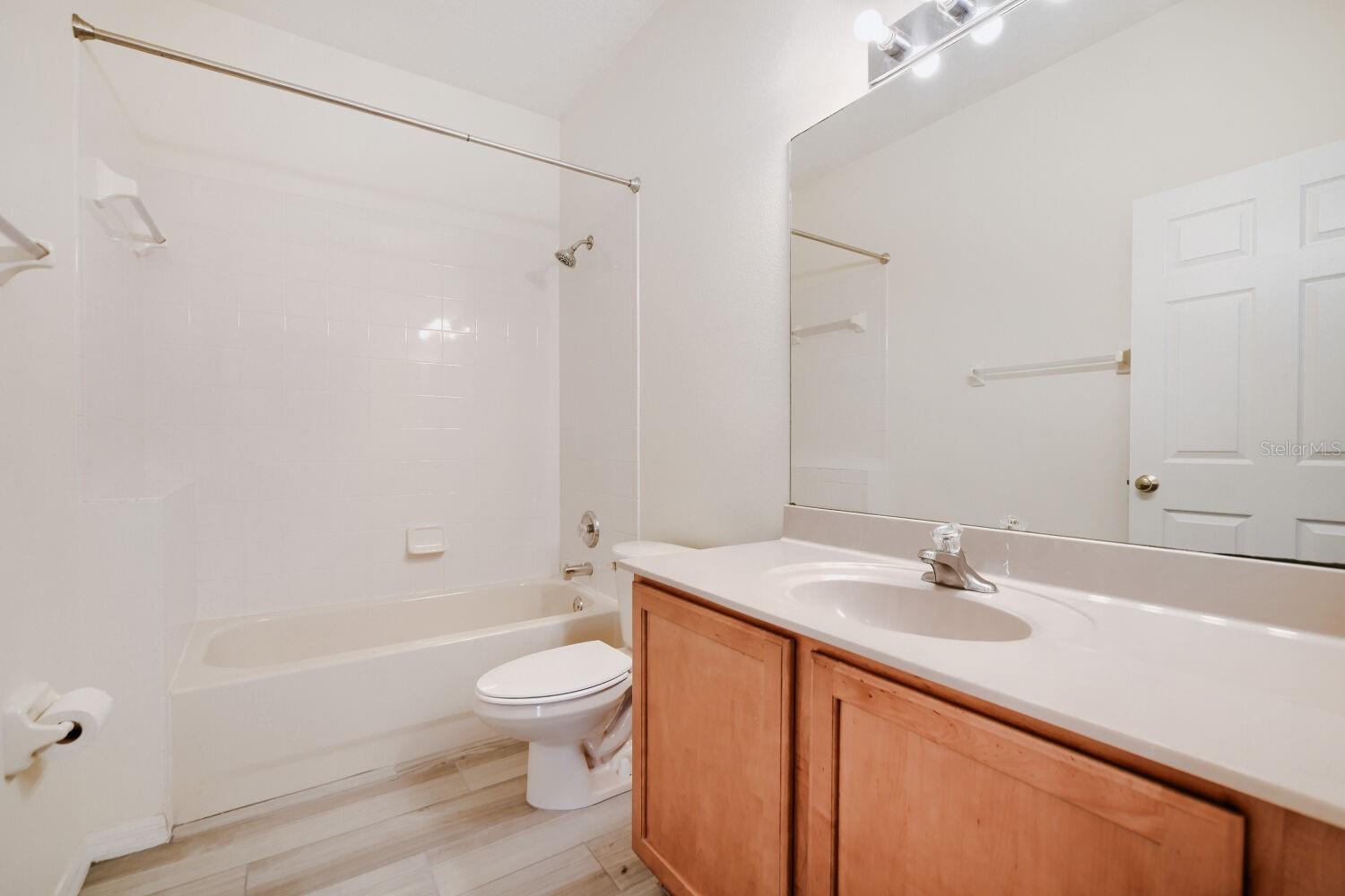 VILLAGE/TUSCAN RDG - Residential