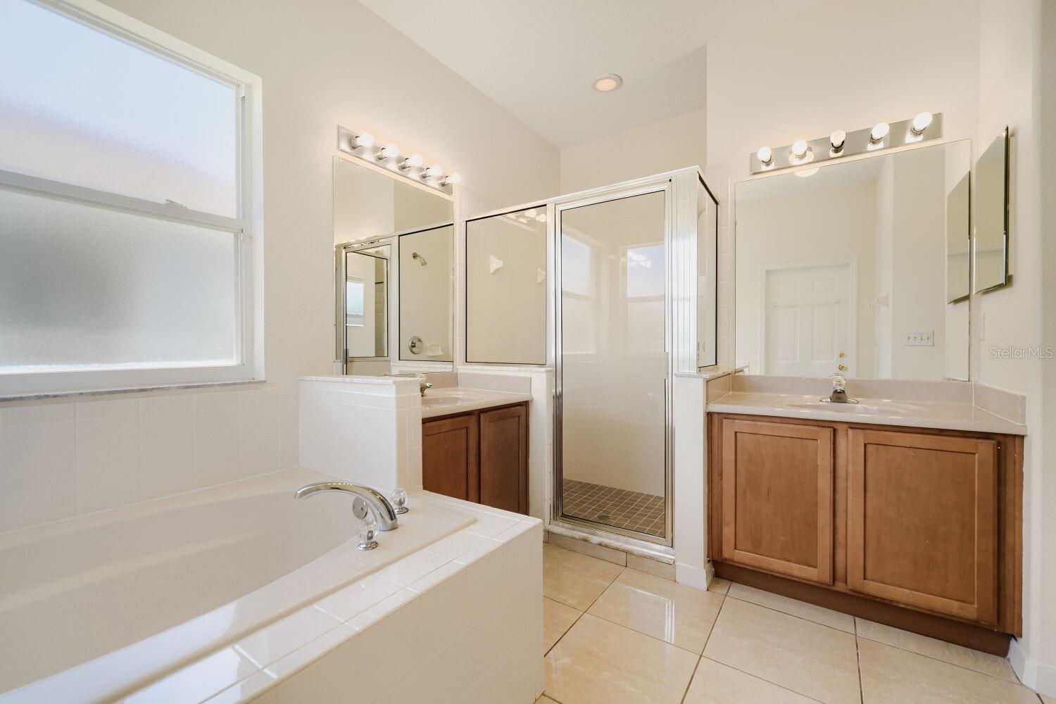 VILLAGE/TUSCAN RDG - Residential