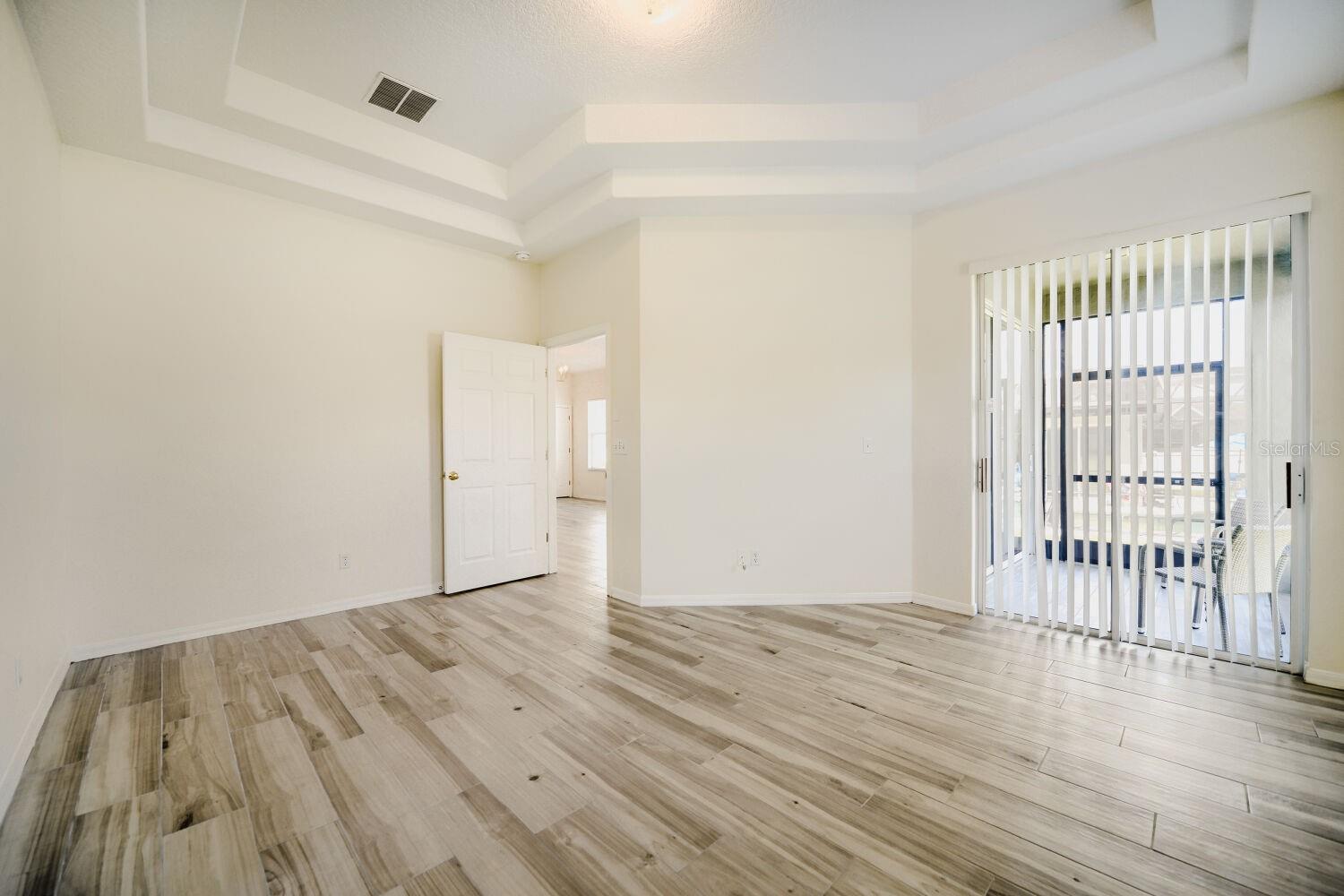 VILLAGE/TUSCAN RDG - Residential