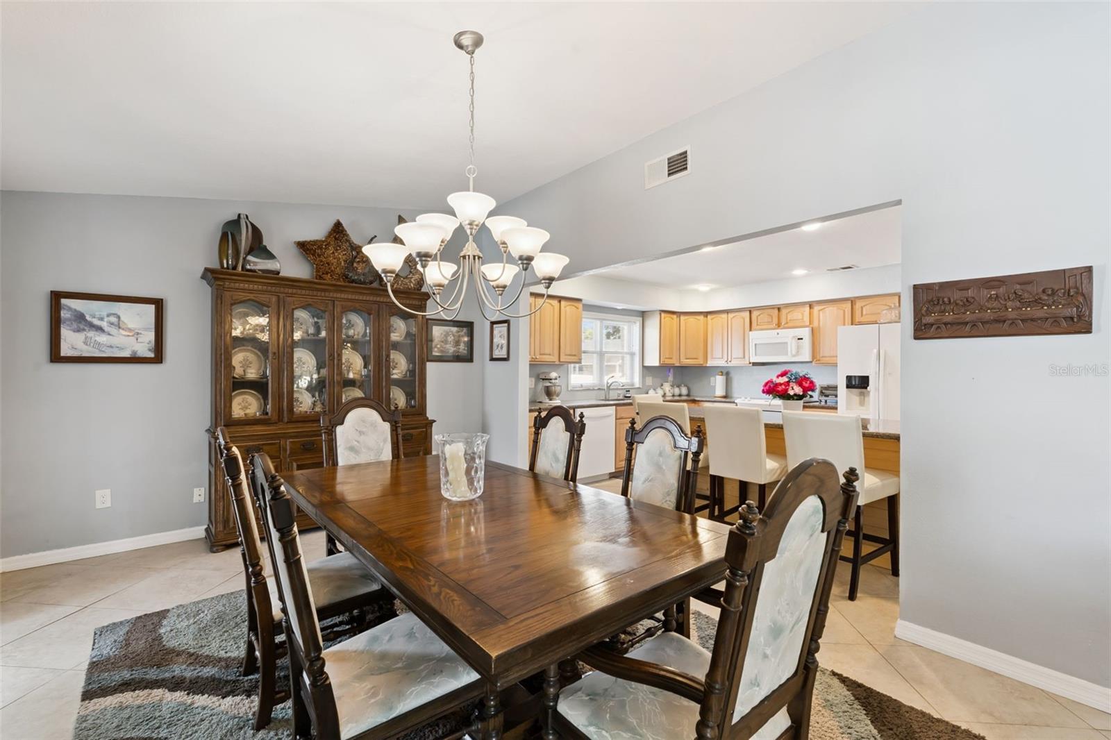 CLUBHOUSE ESTATES - Residential