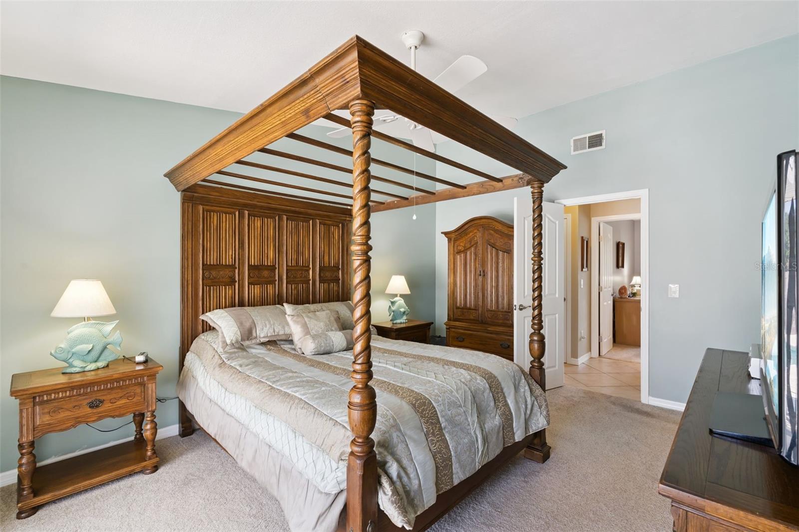 CLUBHOUSE ESTATES - Residential