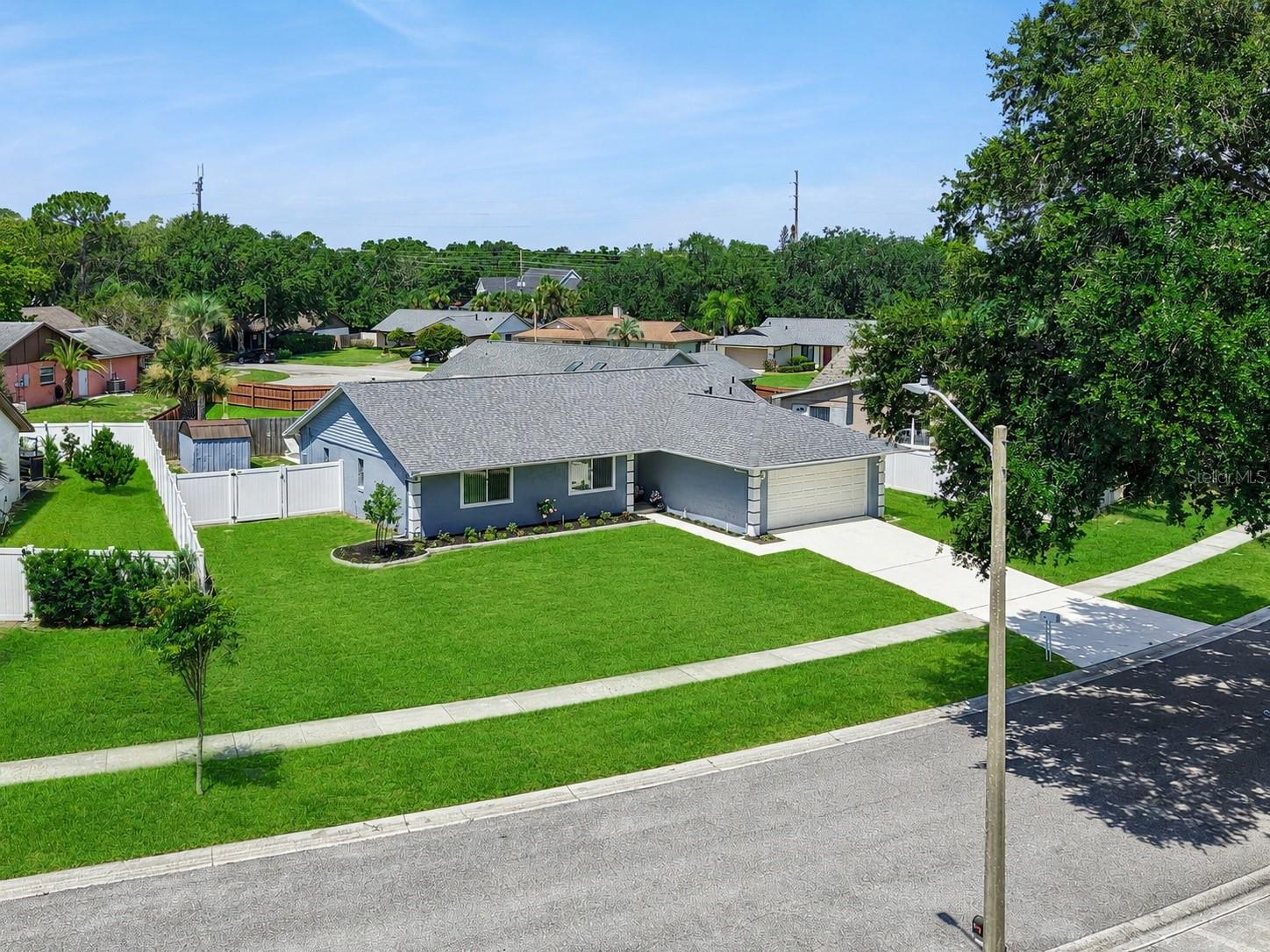 CLUBHOUSE ESTATES - Residential