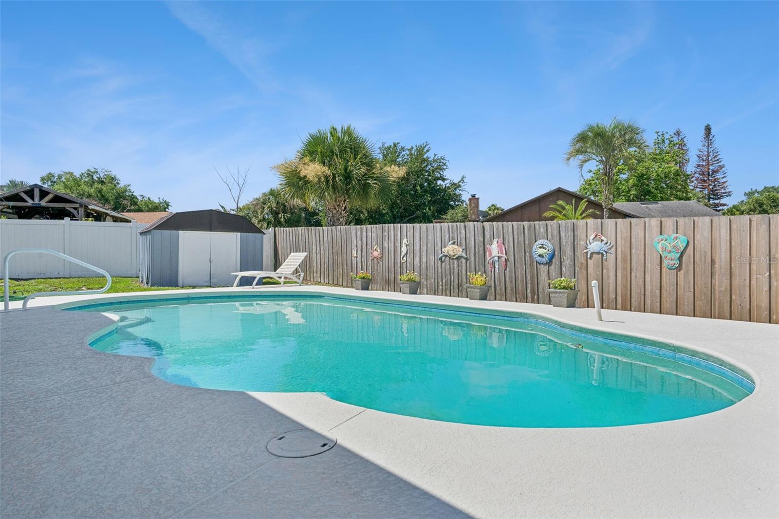 CLUBHOUSE ESTATES - Residential