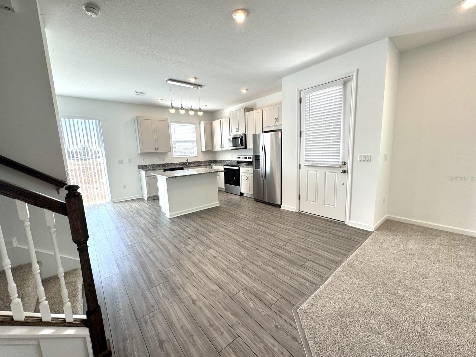 SPRING ISLE PALMS - Residential Lease