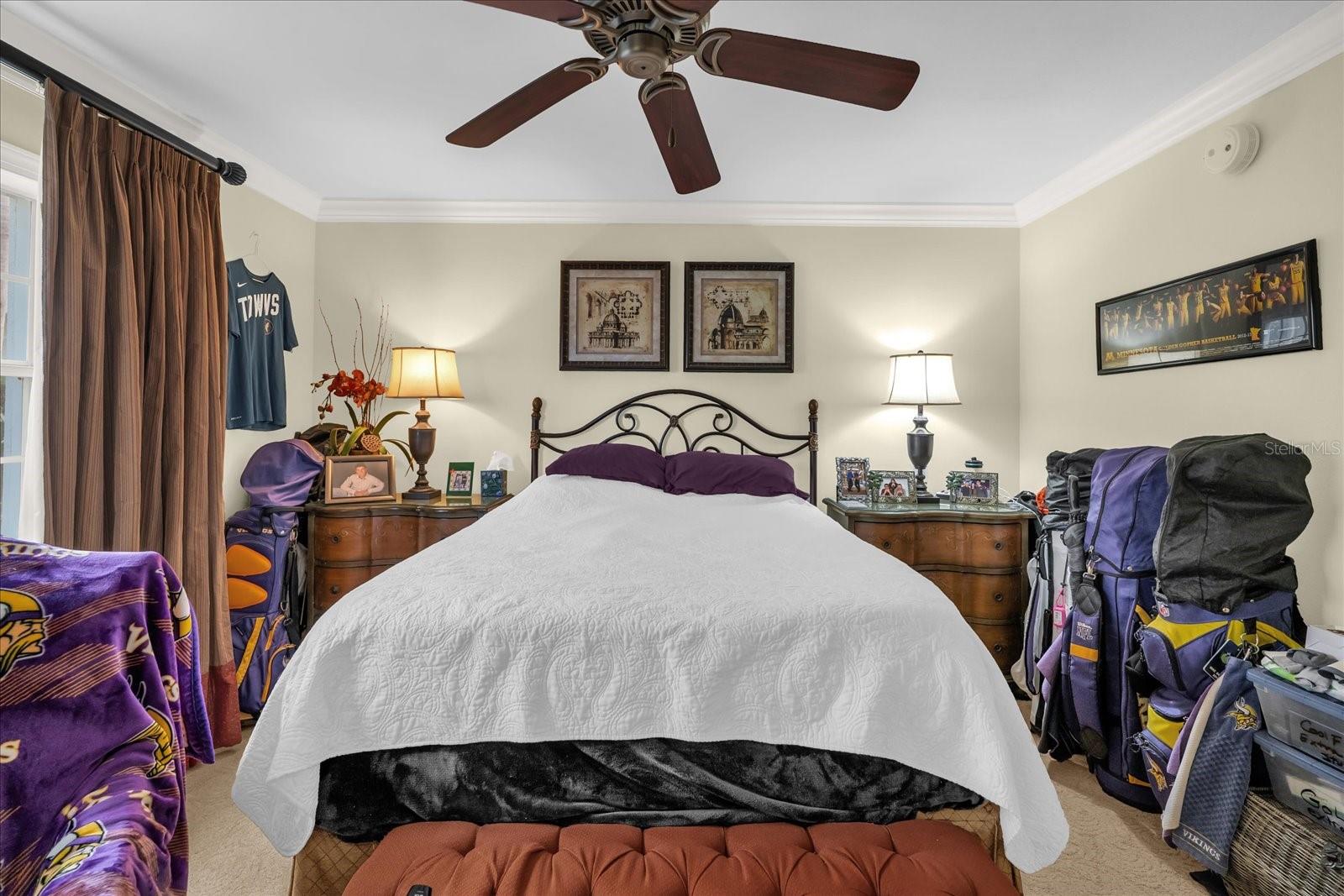 CENTRE COURT RIDGE PH 8 CONDO - Residential