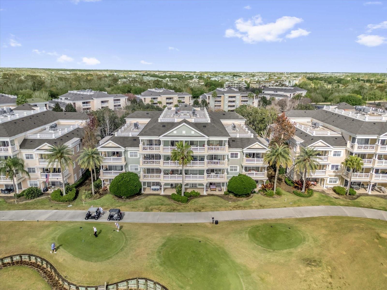 CENTRE COURT RIDGE PH 8 CONDO - Residential