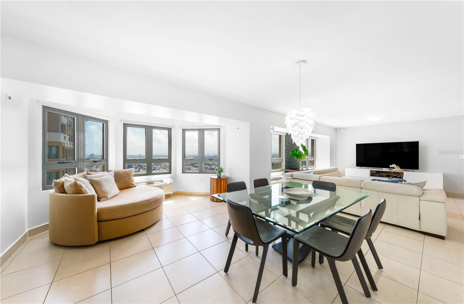 CONDADO - Residential Lease